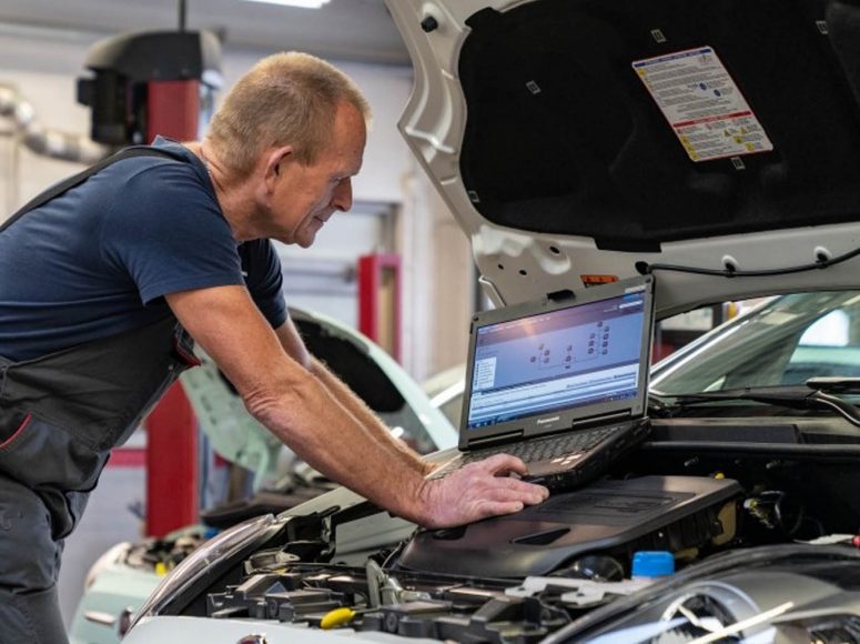 Hauptuntersuchung bei TOP Markenspezialist Autohaus Herzog GmbH & Co. KG. Spezialist für Dacia